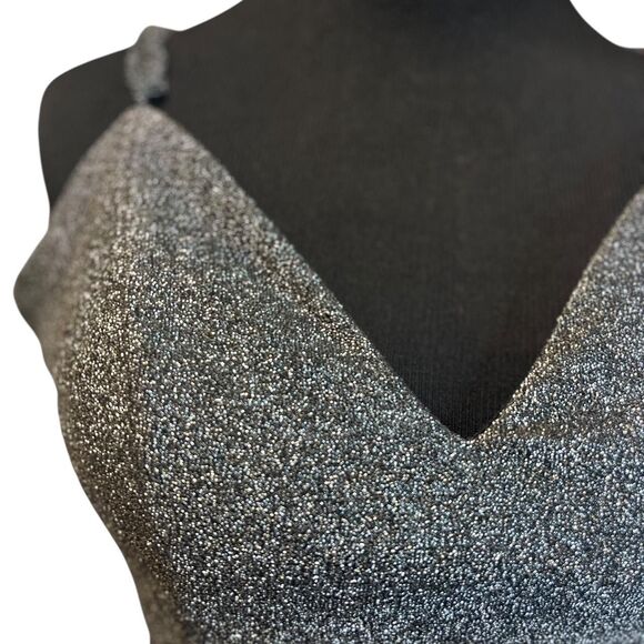 Trixxi Women's Silver and Grey Formal-dresses size 11 - Picture 4 of 7